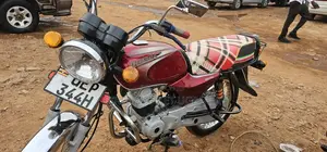 Bajaj Boxer 2018 Red