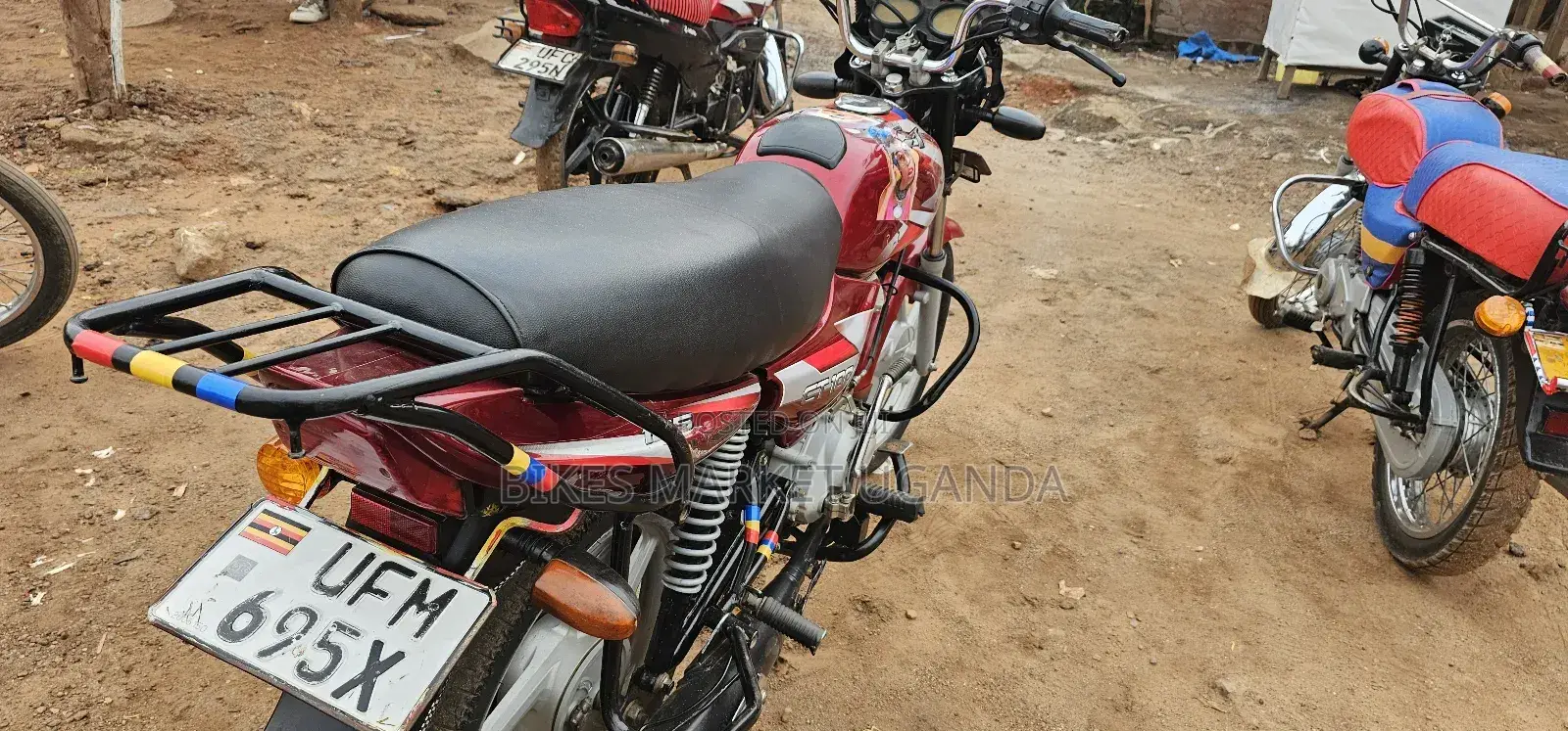 Bajaj Boxer 125 2023 Red