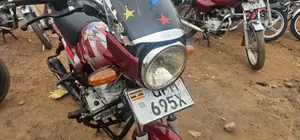 Bajaj Boxer 125 2023 Red