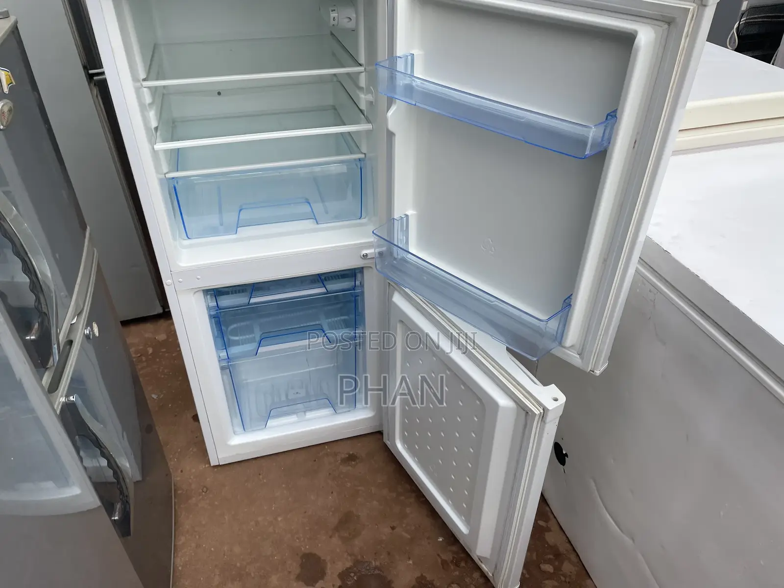 Lec White Double Door Fridge