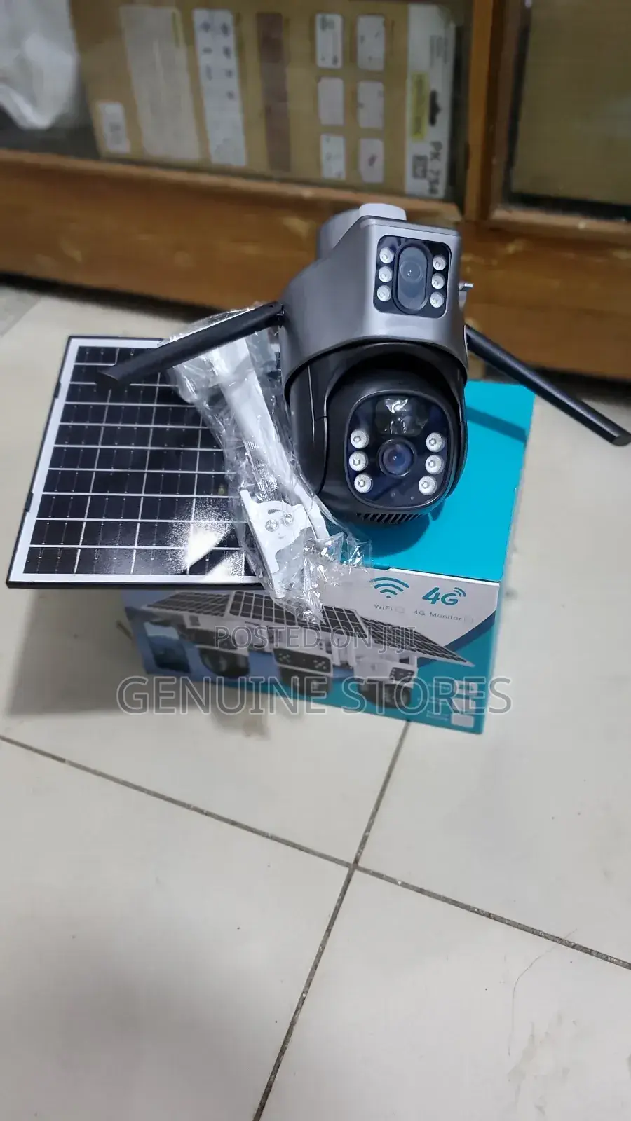 4g Simcard Surveillance 2 Lens Camera With a Solar Pannel.