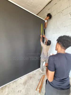 Electrical Screen Projector 240× 240 Available