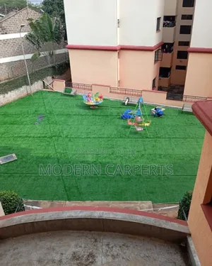 Vertical Artificial Turf for Kids Playing