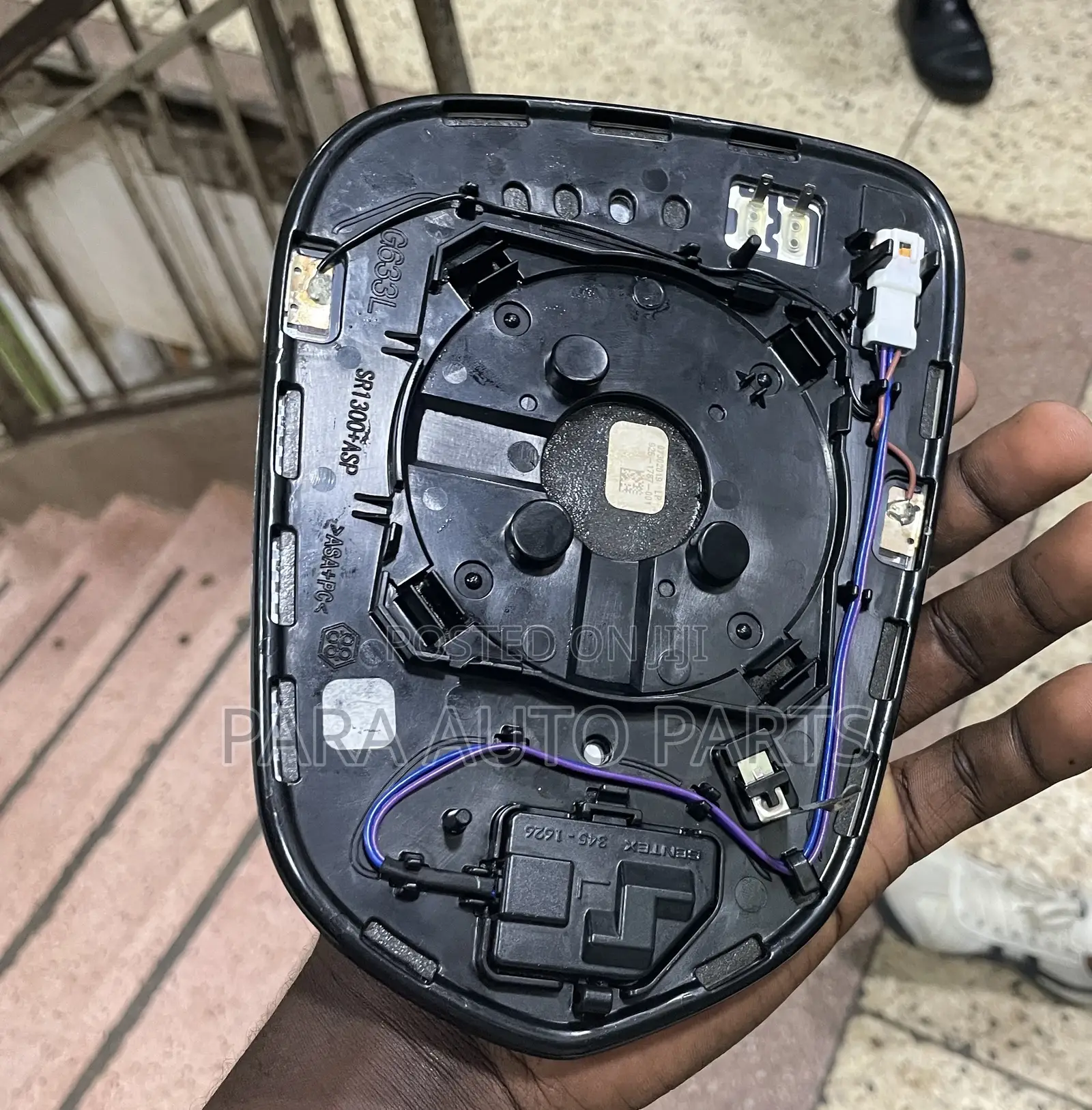 Side Mirror Plate Lexus