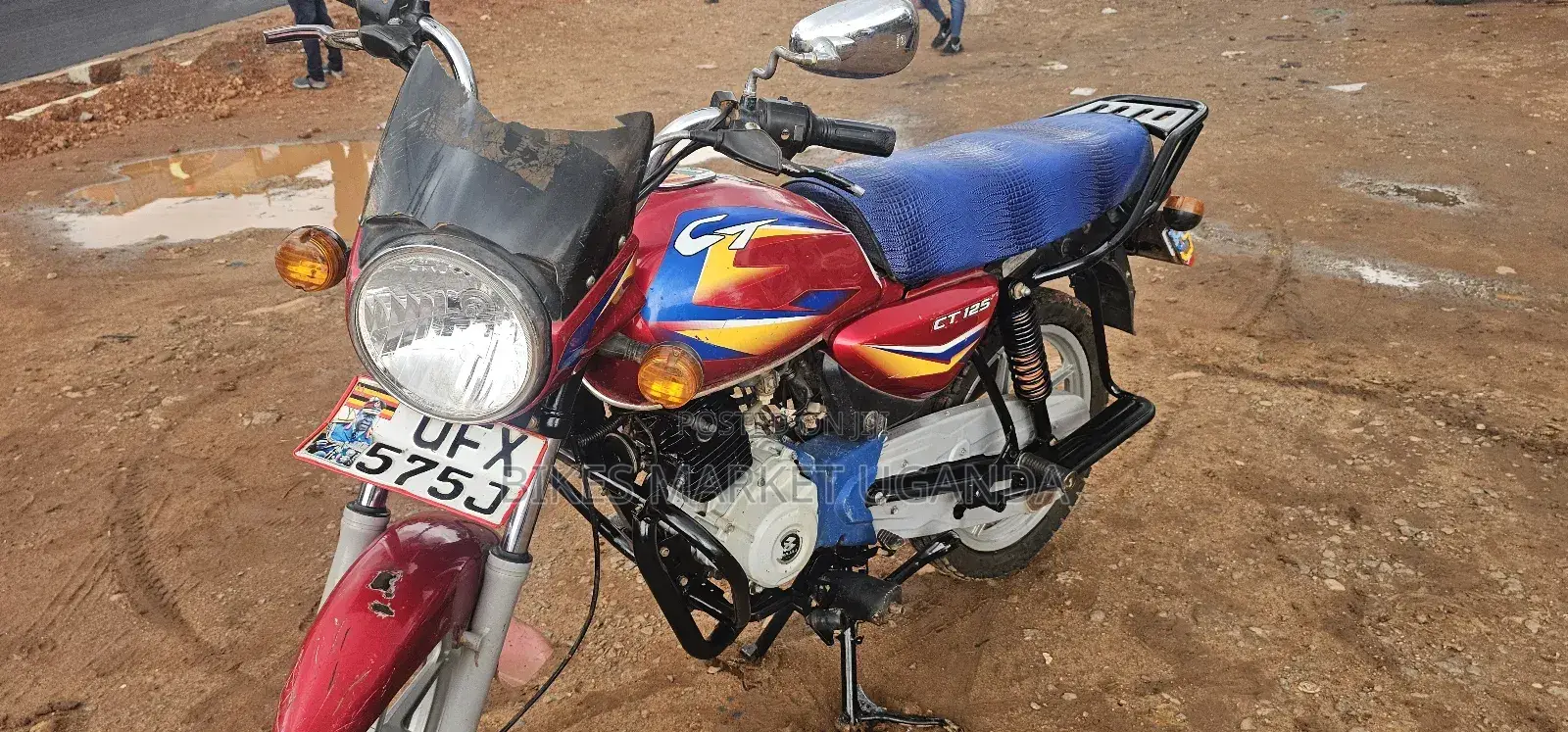 Bajaj Boxer 125 2023 Red