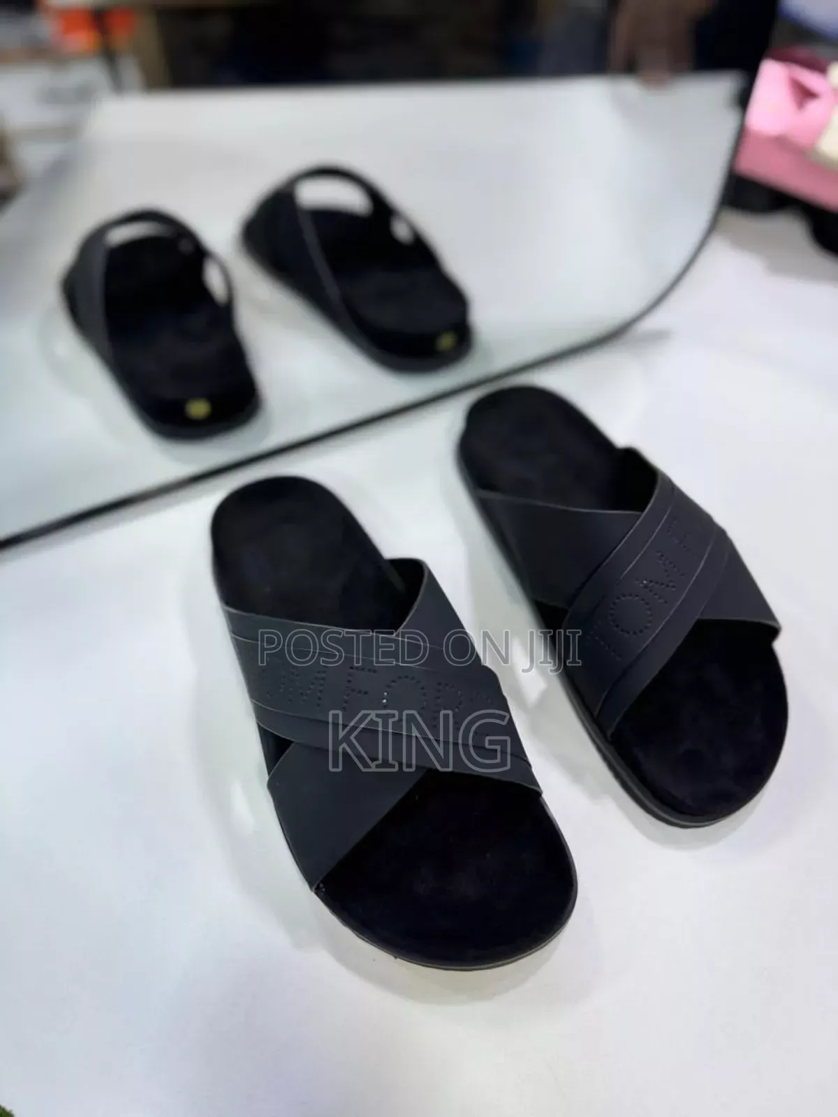 Factual Tom Ford Cross Sandals