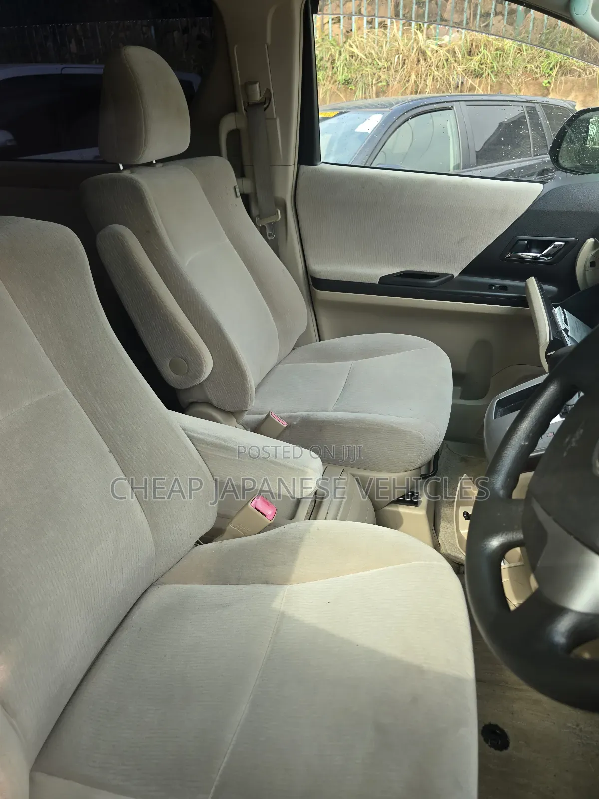 Toyota Vellfire 2012 White