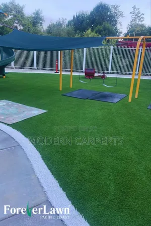 Vertis Artificial Turf for Compound
