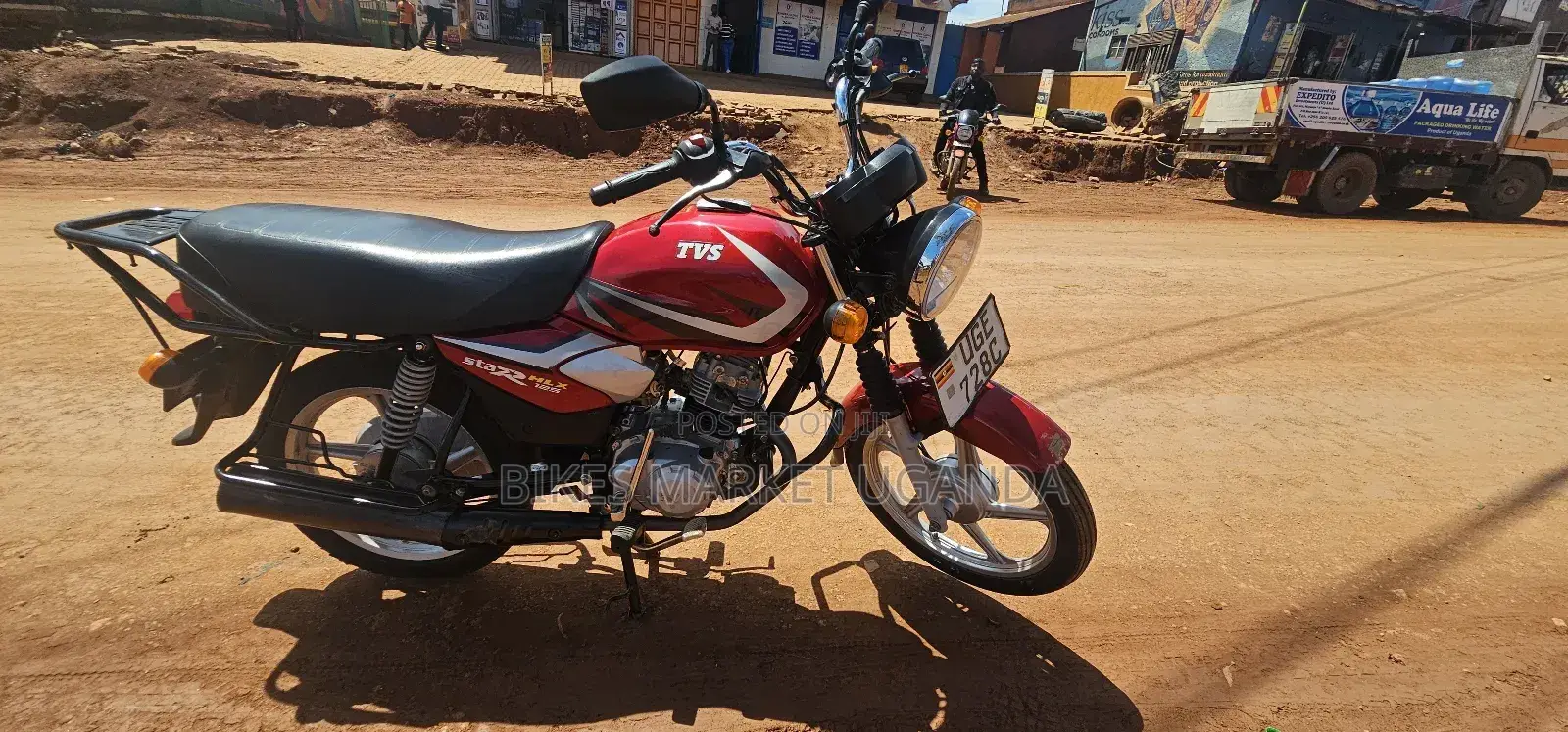 TVS HLX 125 2024 Red