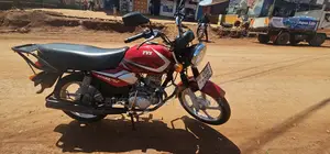 TVS HLX 125 2024 Red