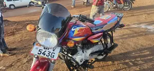 Bajaj Boxer 125 2024 Red