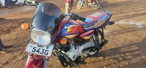 Bajaj Boxer 125 2024 Red