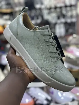 Original Green Ecco Smart Casual Leather Sneakers
