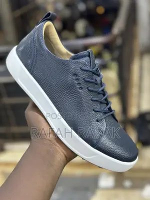 Ecco Biom Smart Casual Blue Leather Sneakers