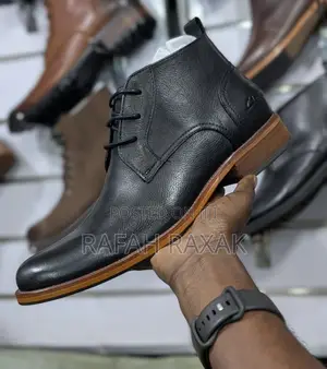 Men’S Classic Black Clarks Gentle Boots