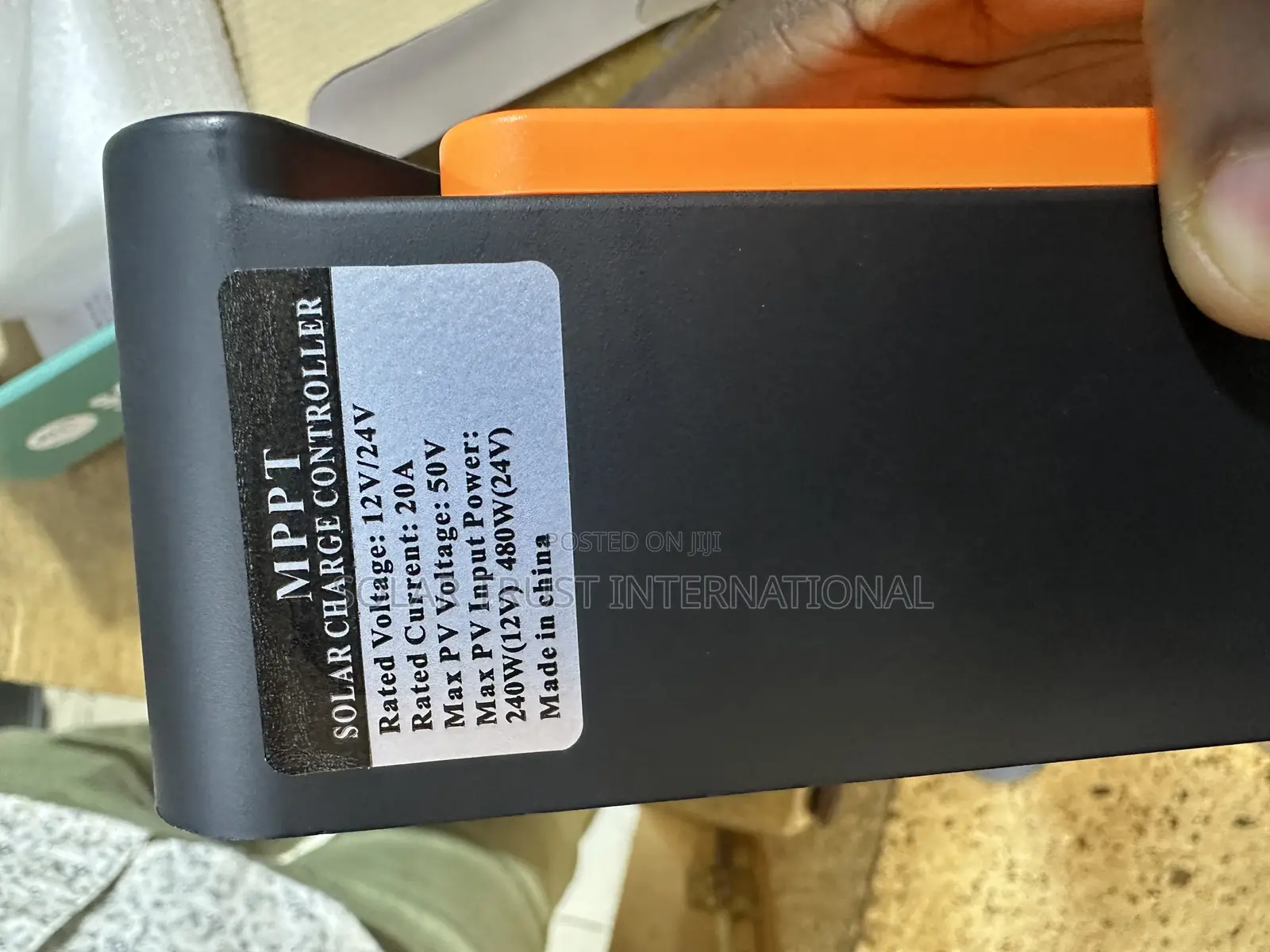 MPPT Charge Controller 20a