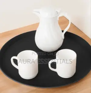Round Black Non-Skid Fibreglass Serving Tray