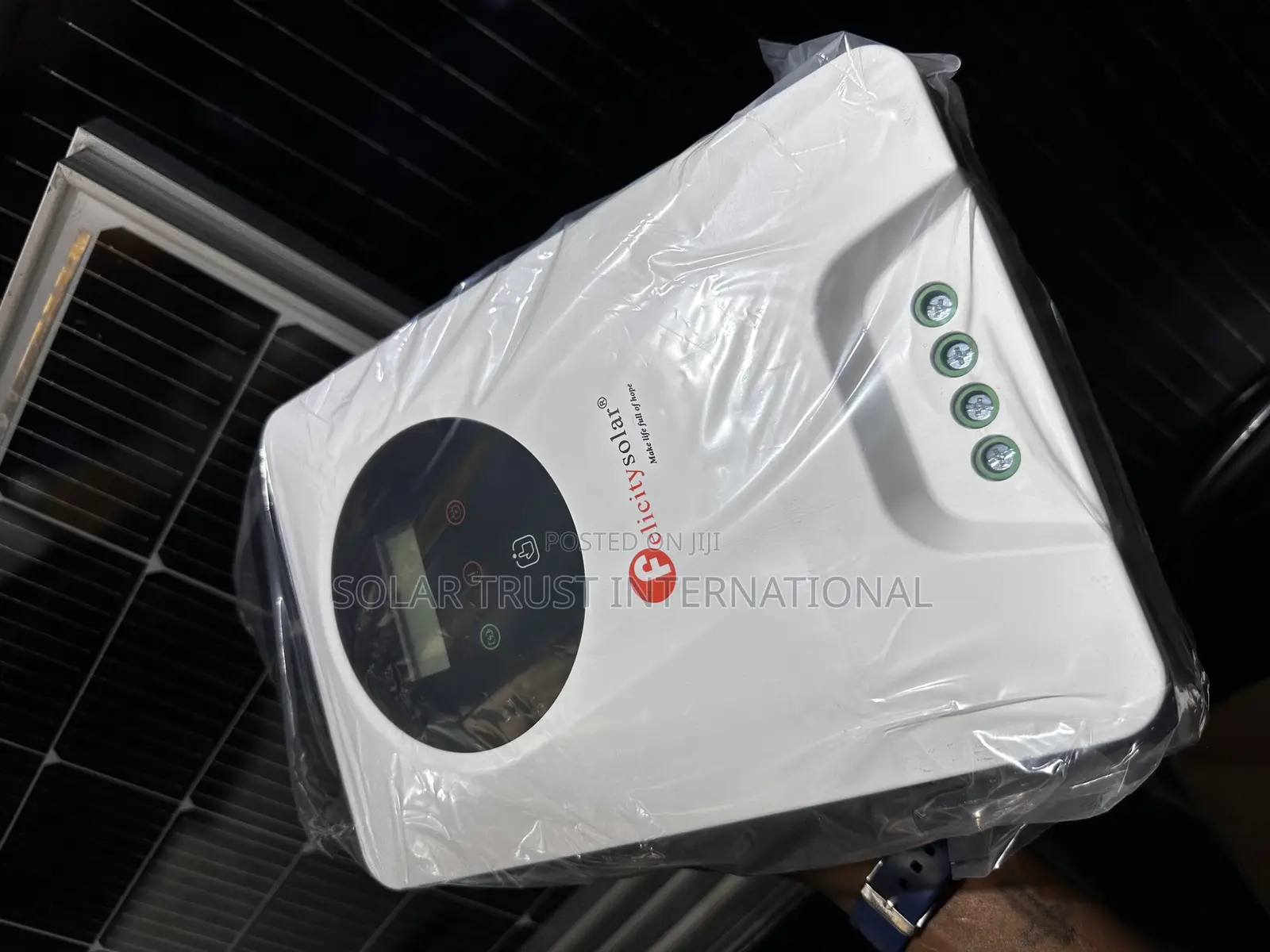 MPPT Charge Controller Fast Charging