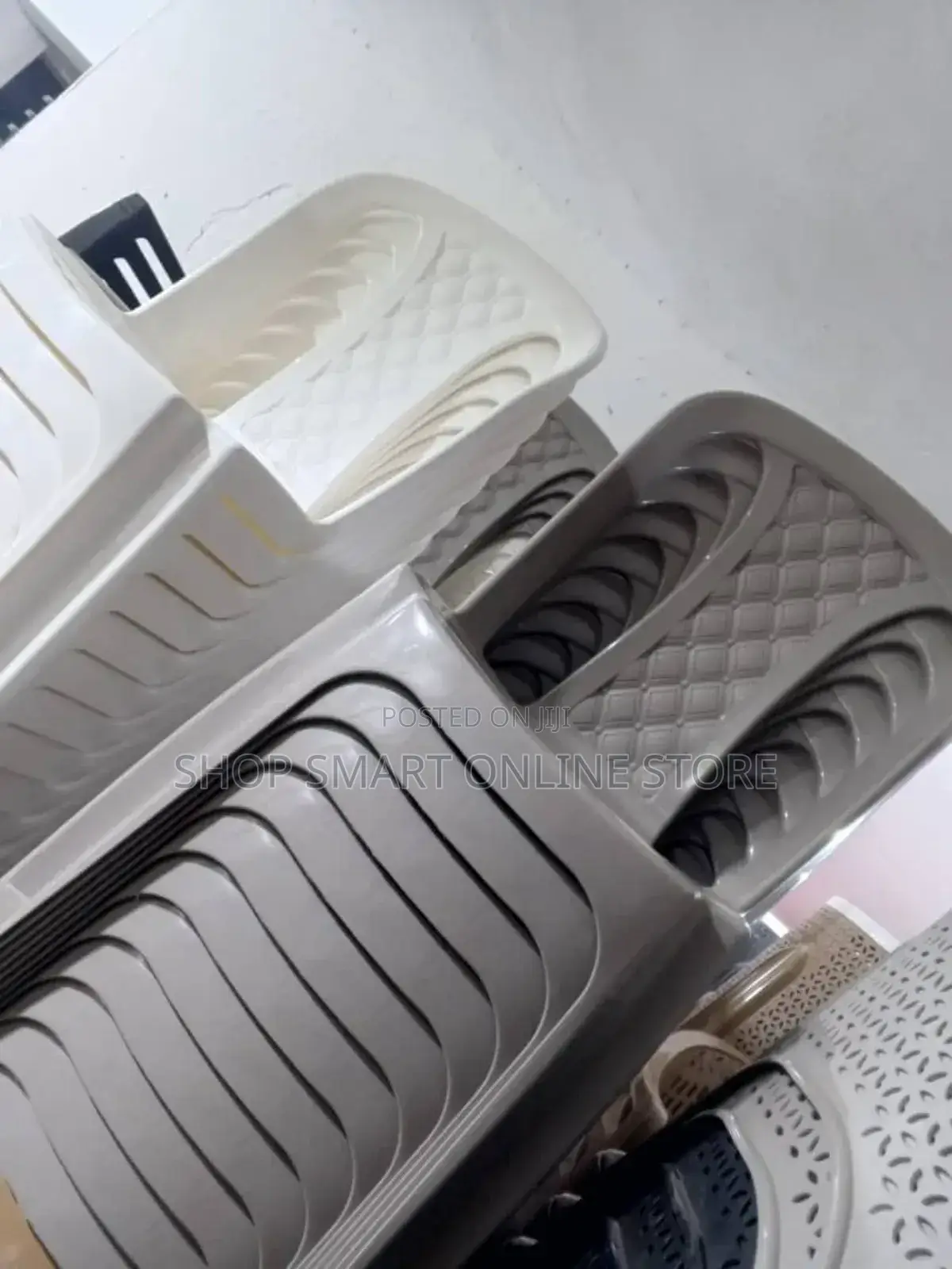 Plastic Chairs Grey/White