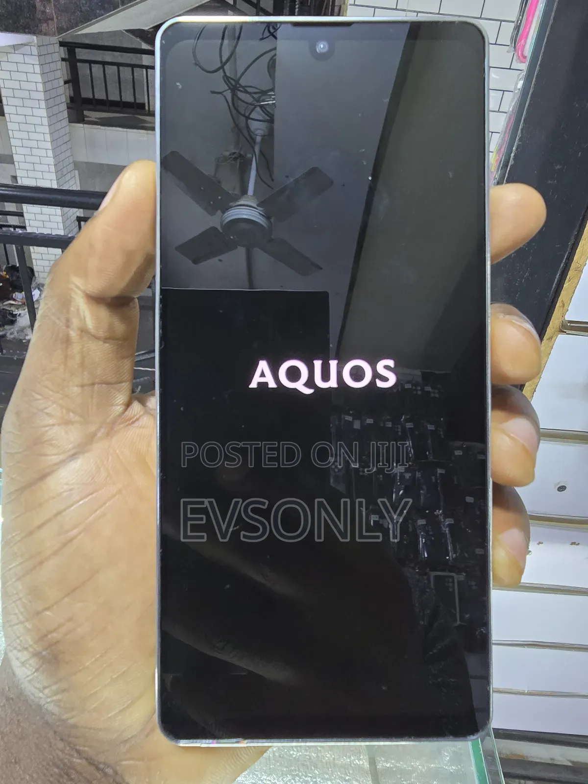Sharp Aquos zero6 128 GB White