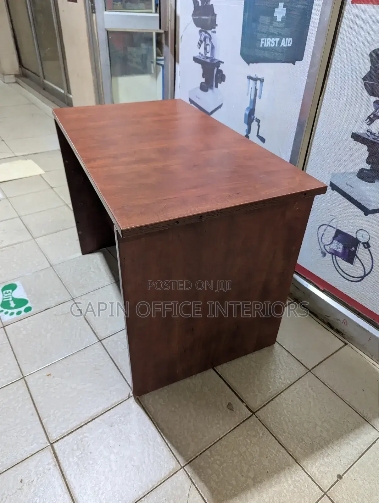Second and 100cm Office Desk With 2 Drawers