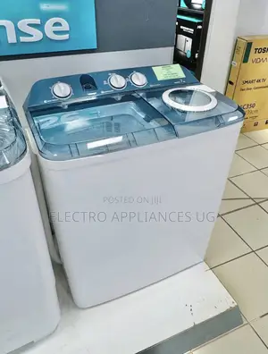 Hisense 7kg Twin Tub Washing Machine.