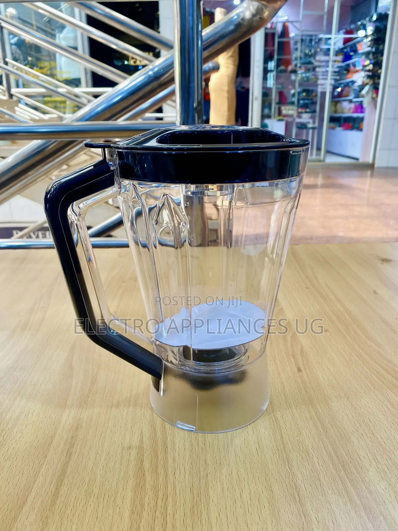A Hoffmans 10-in-1 Multi-Function Food Processor.
