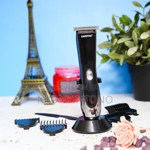 Geepas Top-Quality Rechargeable Body Trimmer GTR-56024