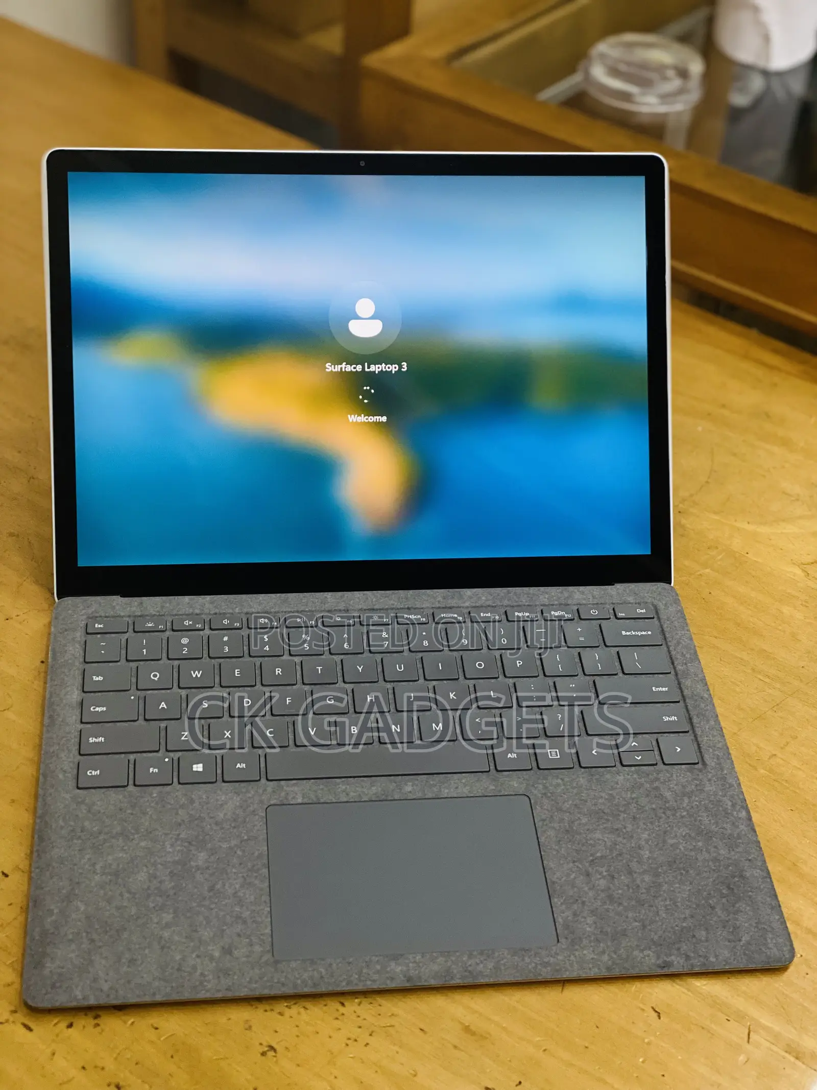 New Laptop Microsoft Surface Laptop 3 8GB Intel Core I5 SSD 256GB