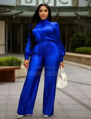 Lady's Unique 2 Piece Wear