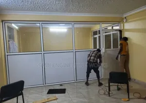 Quality Aluminum Office Partitioning