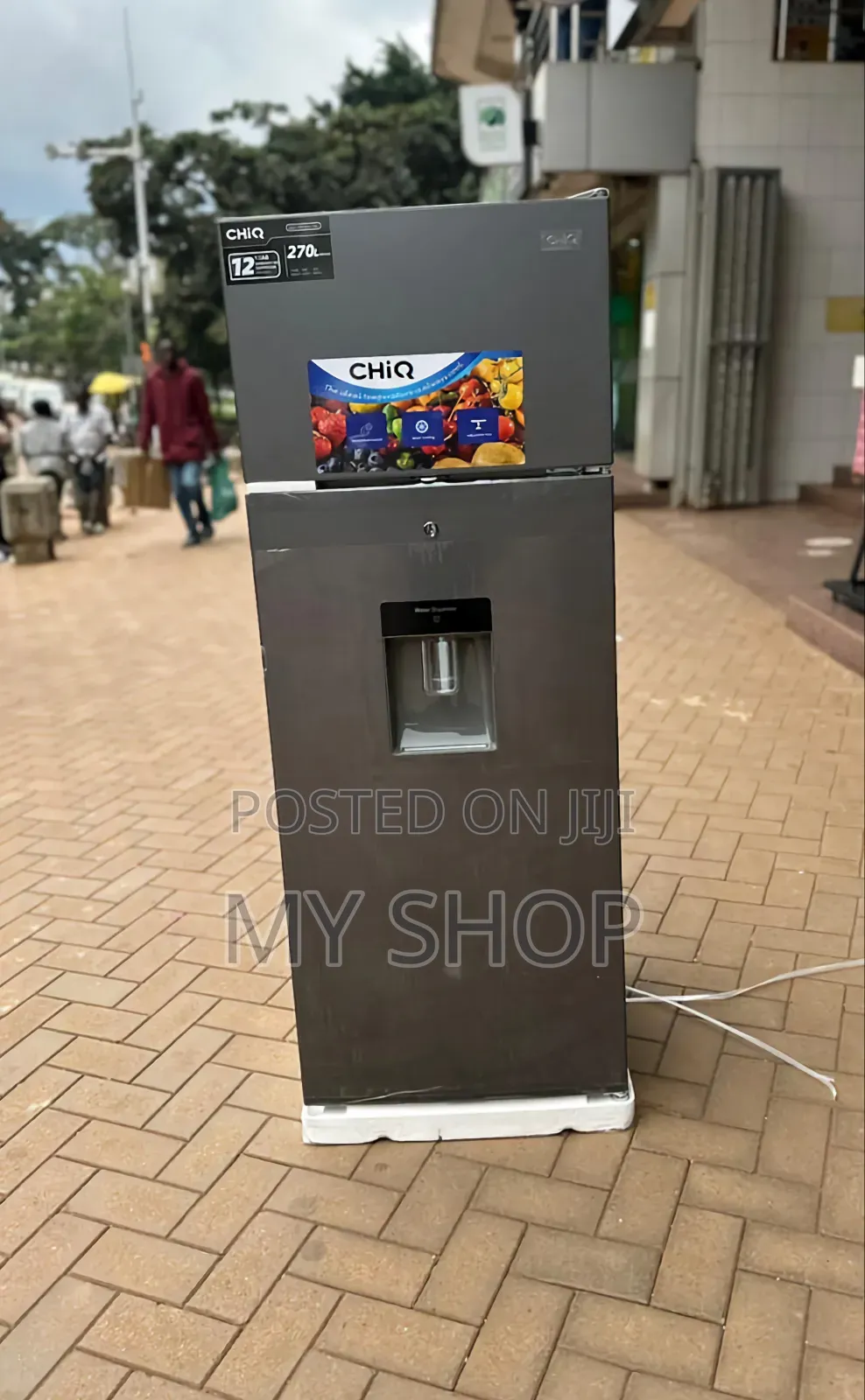Chiq Fridge 270l