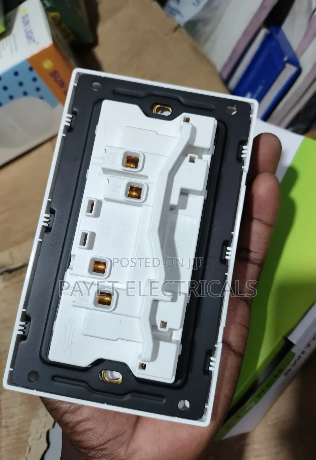Double Socket