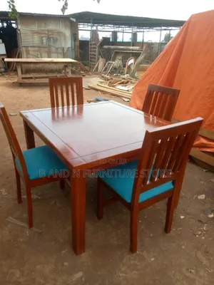 Four Seater Dinning Table
