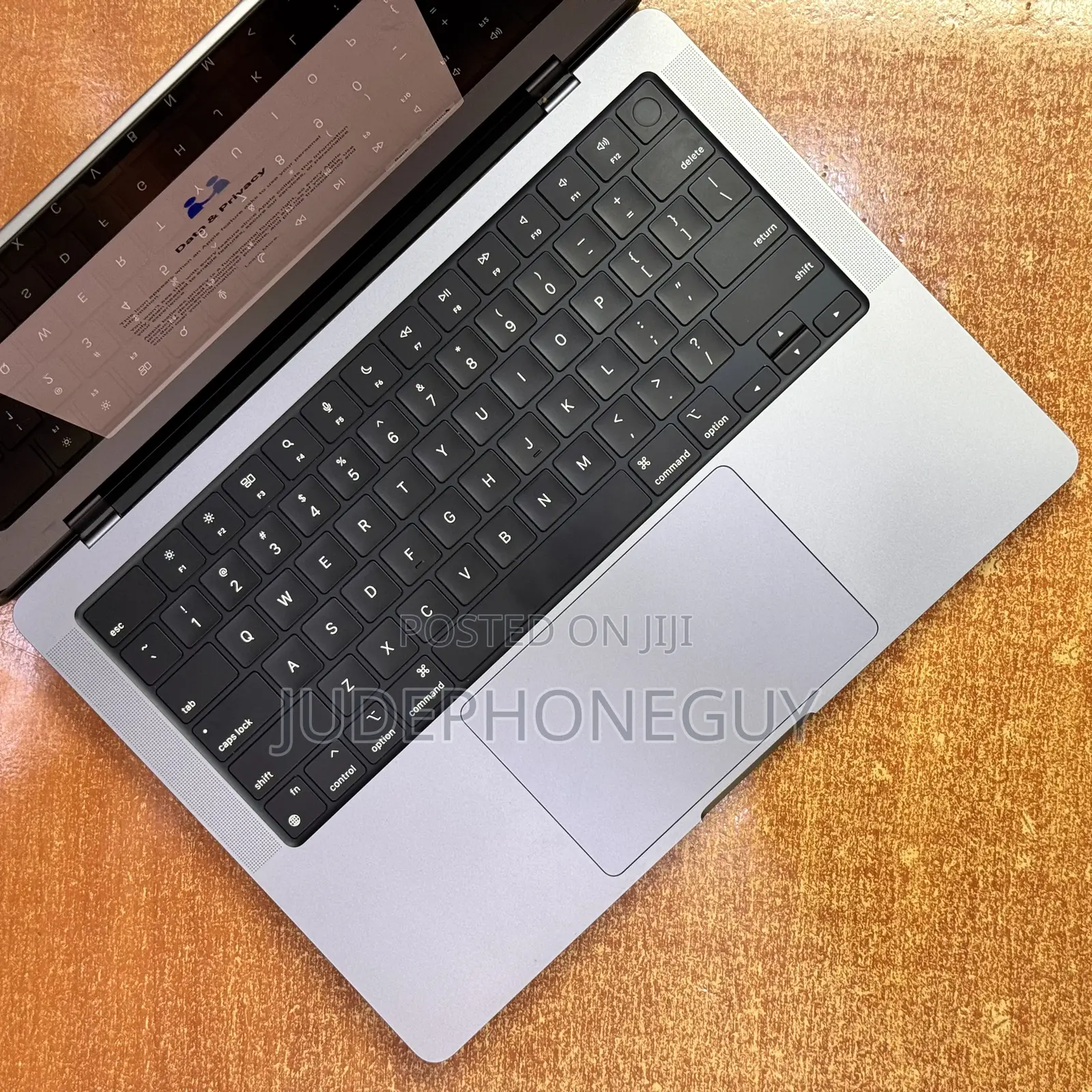 Laptop Apple MacBook Pro 2021 M1 16GB Apple M1 SSD 512GB