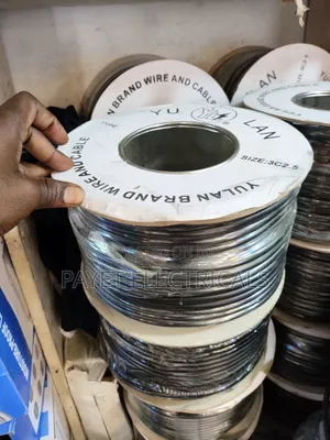 V2.5 Black Flexible Cable