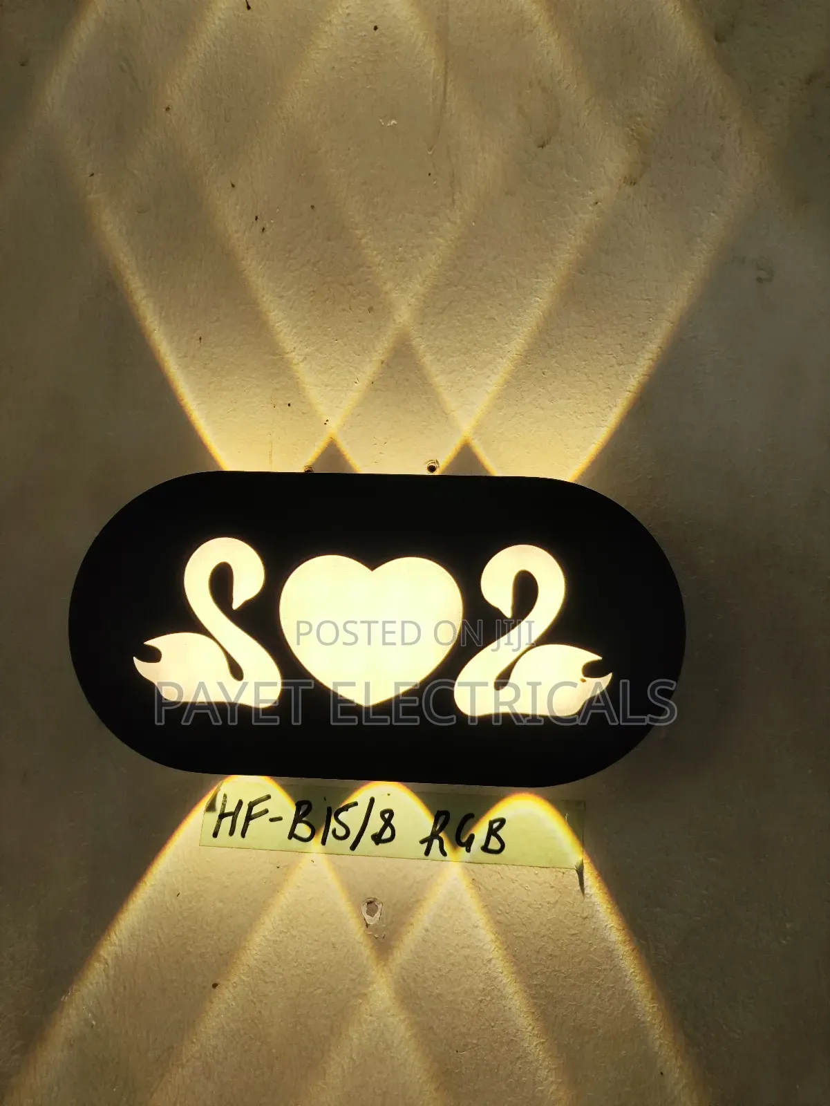 200f/H Classic Wall Light