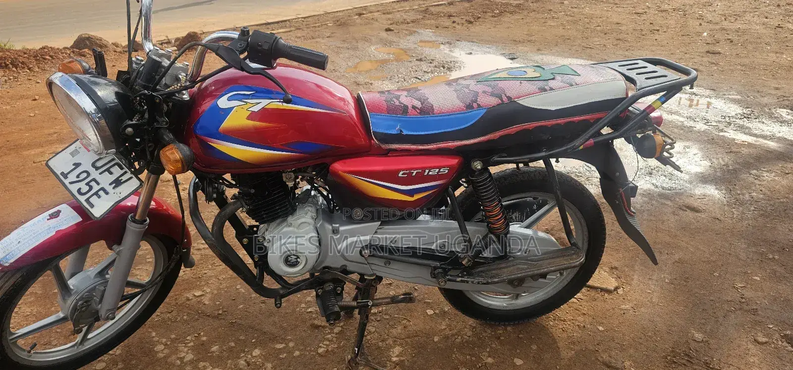 Bajaj Boxer 125 2024 Red