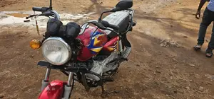 Bajaj Boxer 125 2024 Red