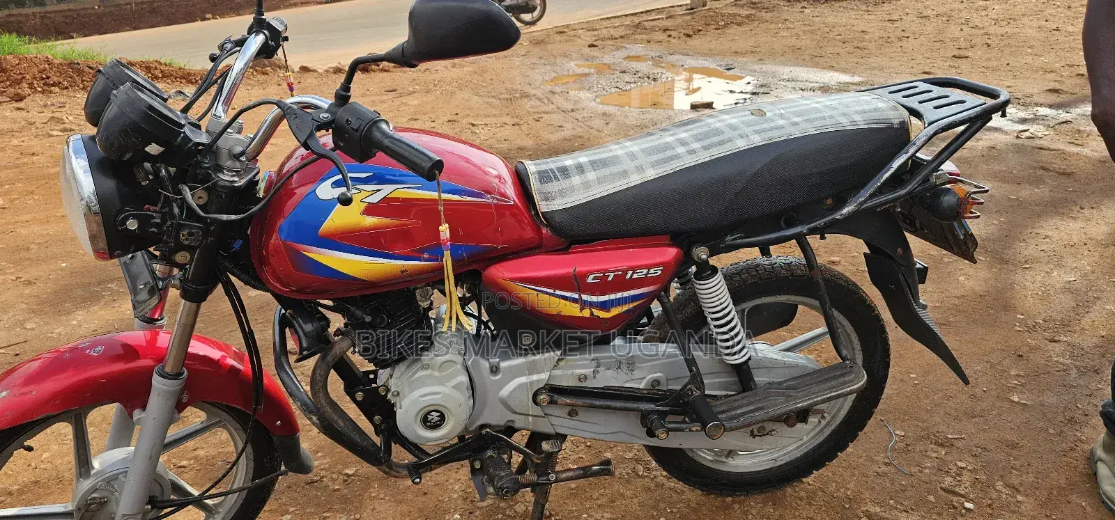 Bajaj Boxer 125 2024 Red