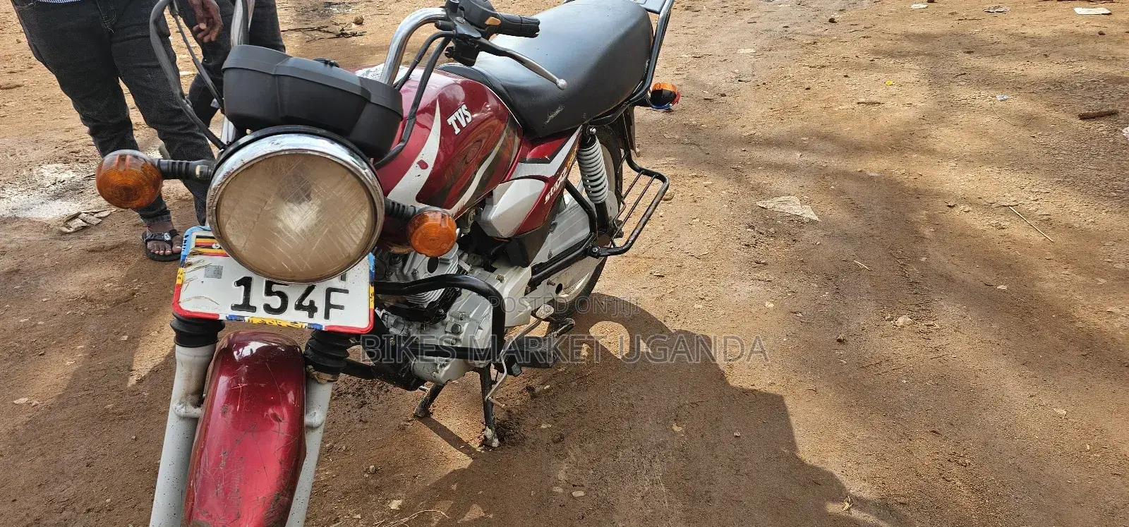 TVS HLX 125 2023 Red