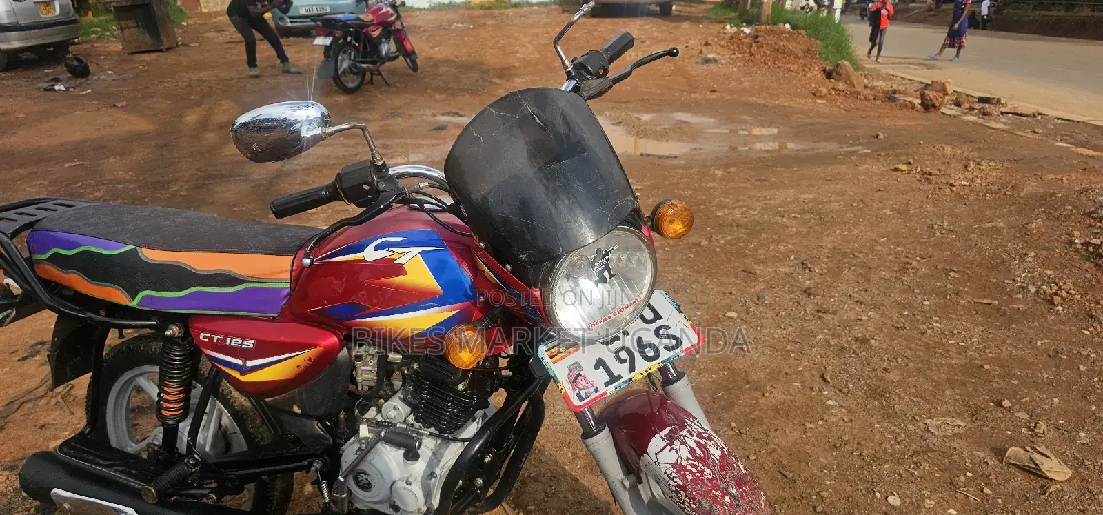 Bajaj Boxer 125 2024 Red