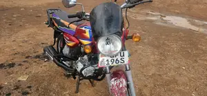 Bajaj Boxer 125 2024 Red