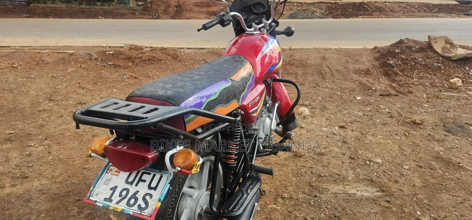 Bajaj Boxer 125 2024 Red