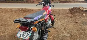 Bajaj Boxer 125 2024 Red