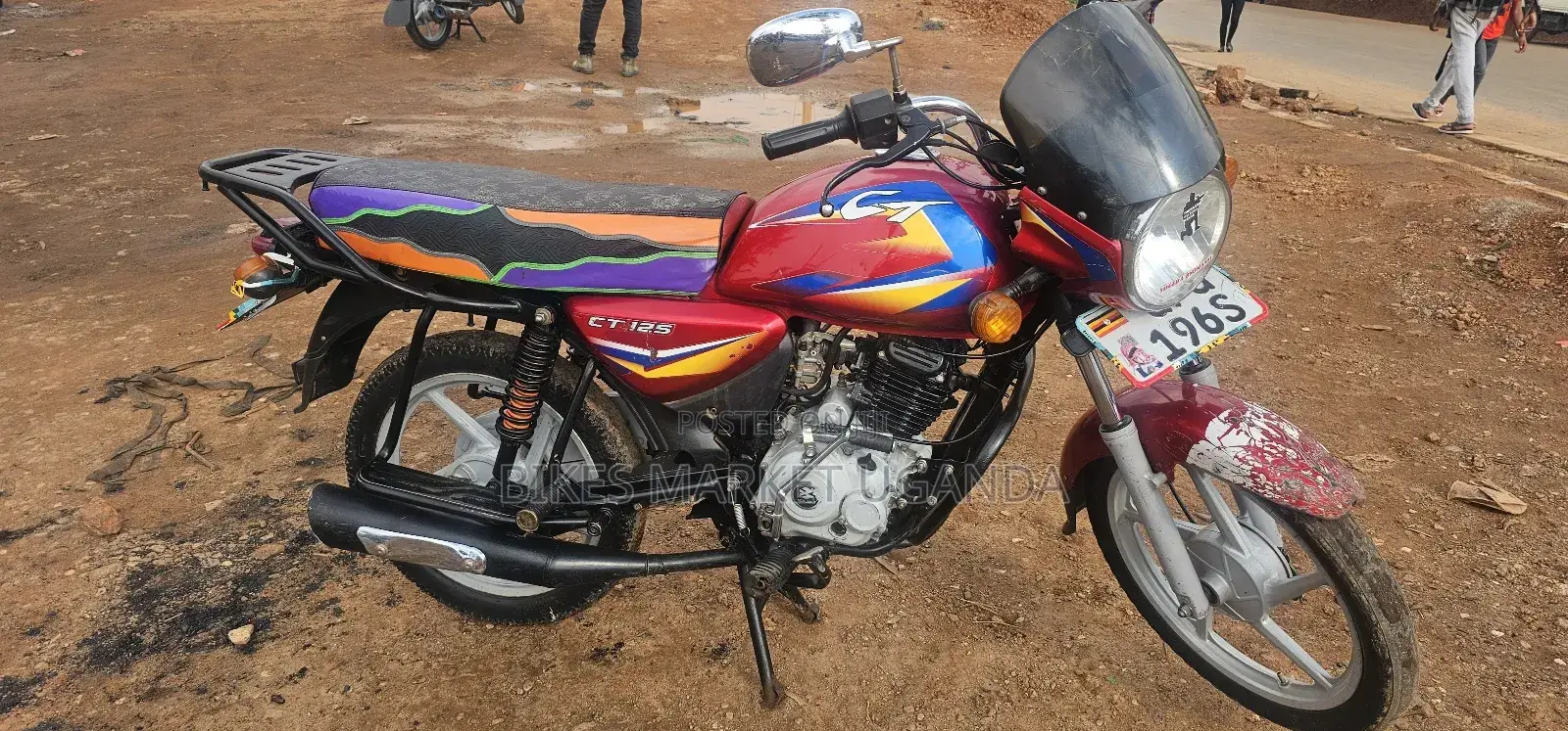 Bajaj Boxer 125 2024 Red