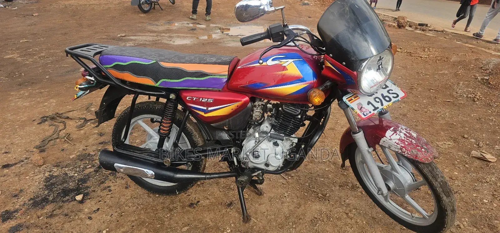 Bajaj Boxer 125 2024 Red