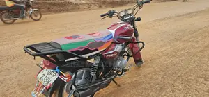 TVS HLX 125 2023 Red