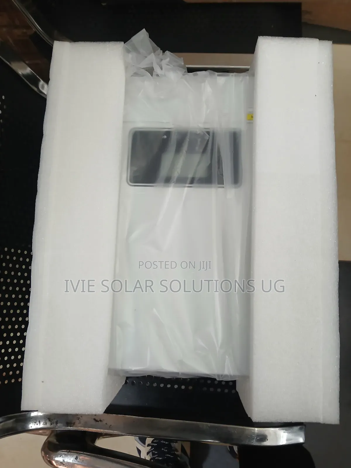 Solar Hybrid Inverter 2kva / 1600w