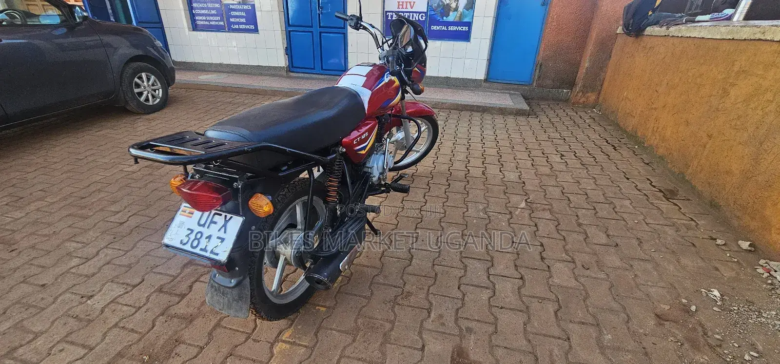 Bajaj Boxer 125 2024 Red